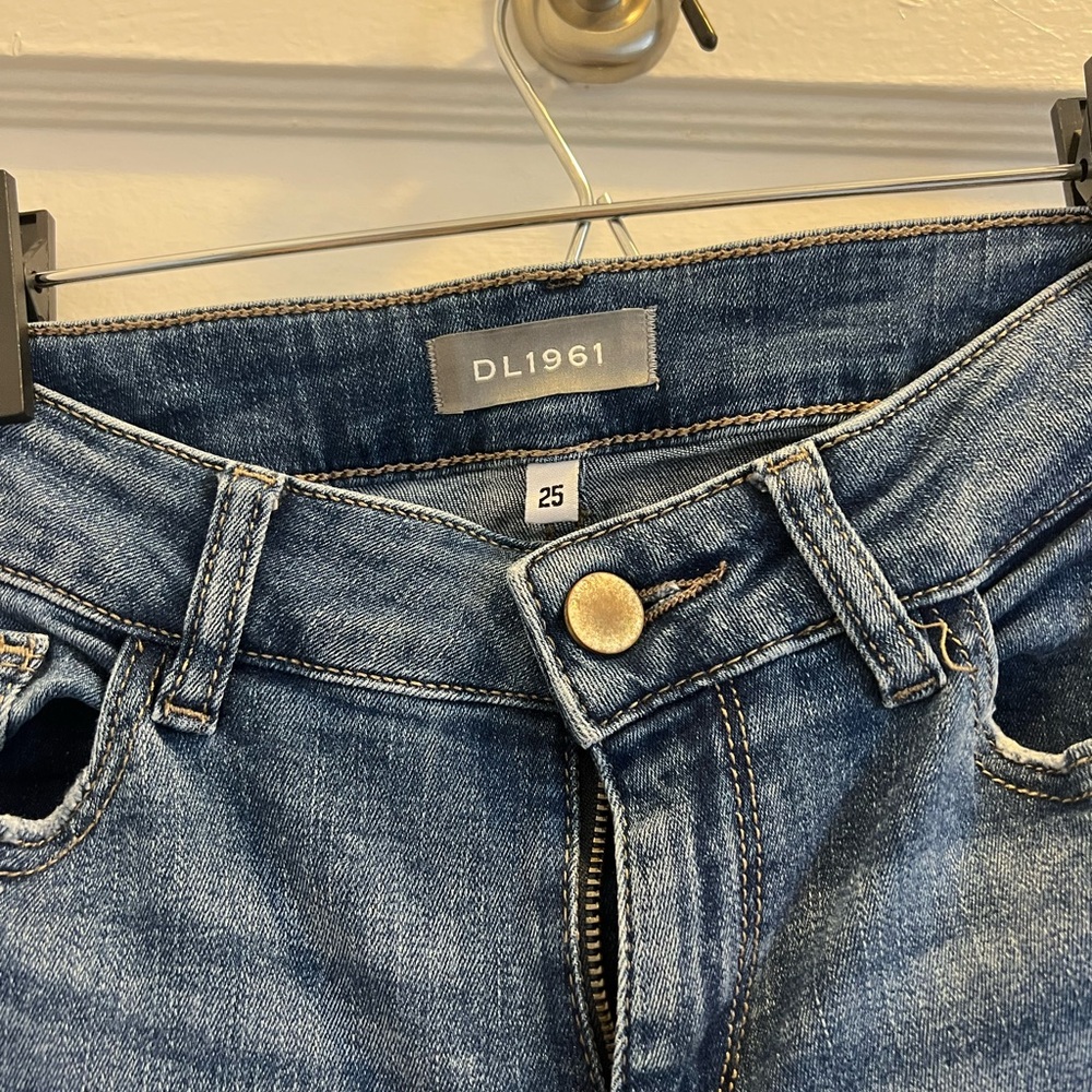 DL1961 Denim